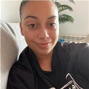 Profesora para hacer refuerzo escolar con la materia de inglés